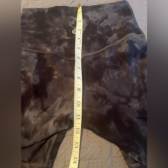 Lululemon Align Shorts - Picture 3 of 3